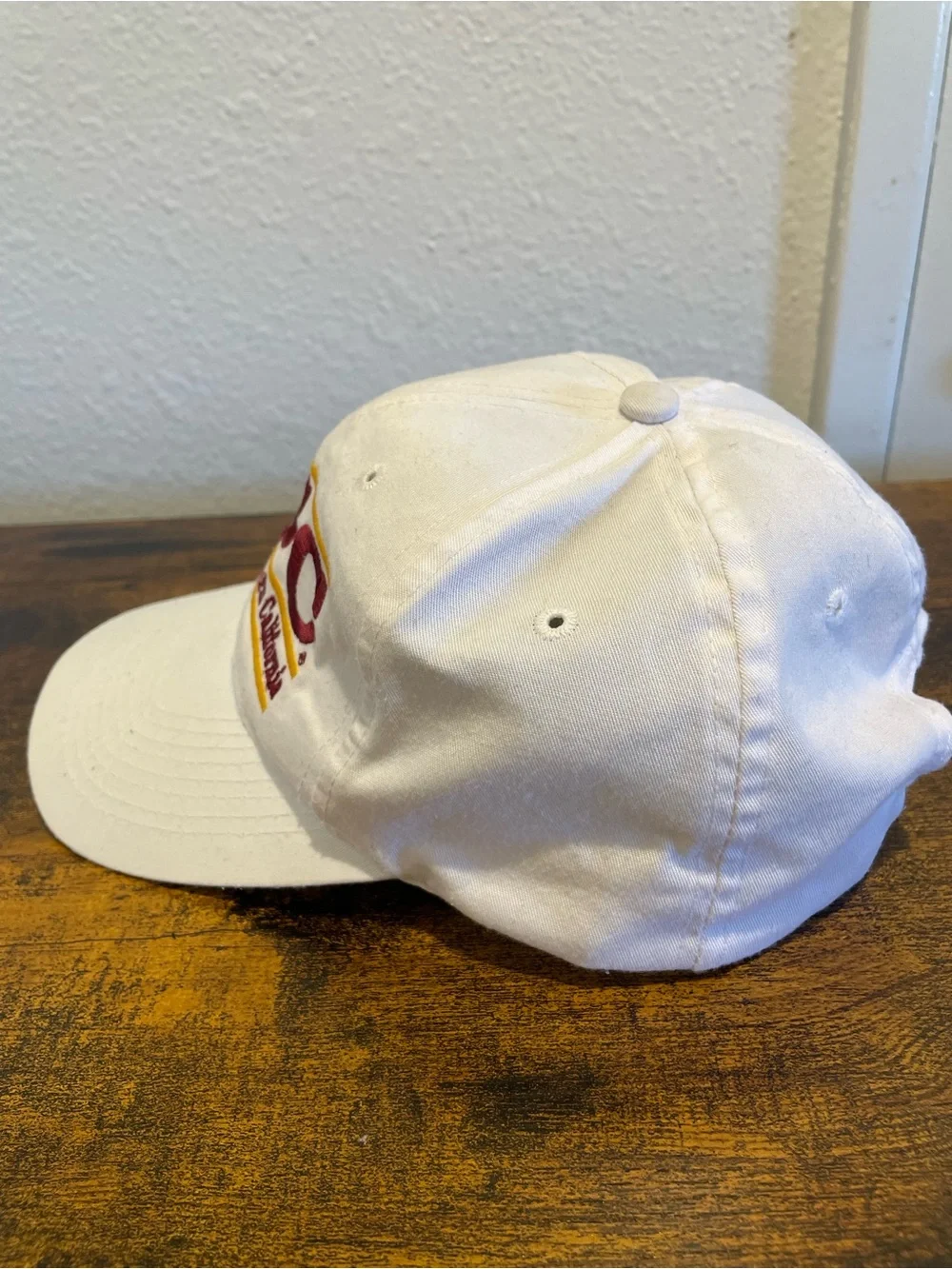 VTG 1993 The Game USC Trojans White Snapback Hat Green Underbrim NCAA